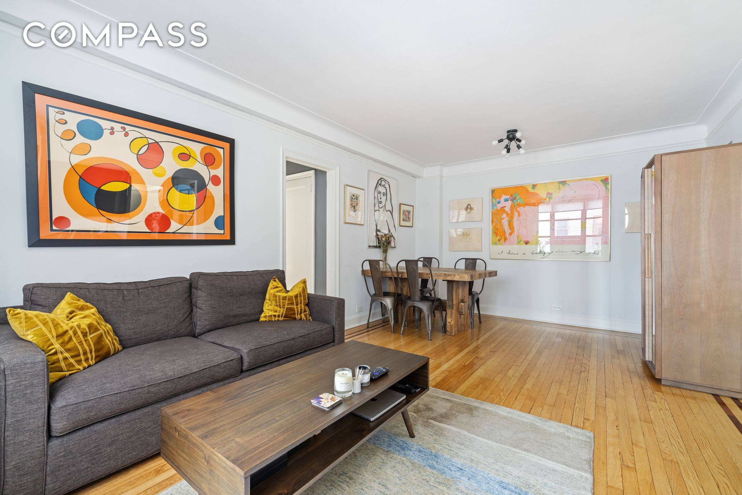 Apartment 4T at Gramercy House is a lovely and well cared for one bedroom home ready for its next owner.