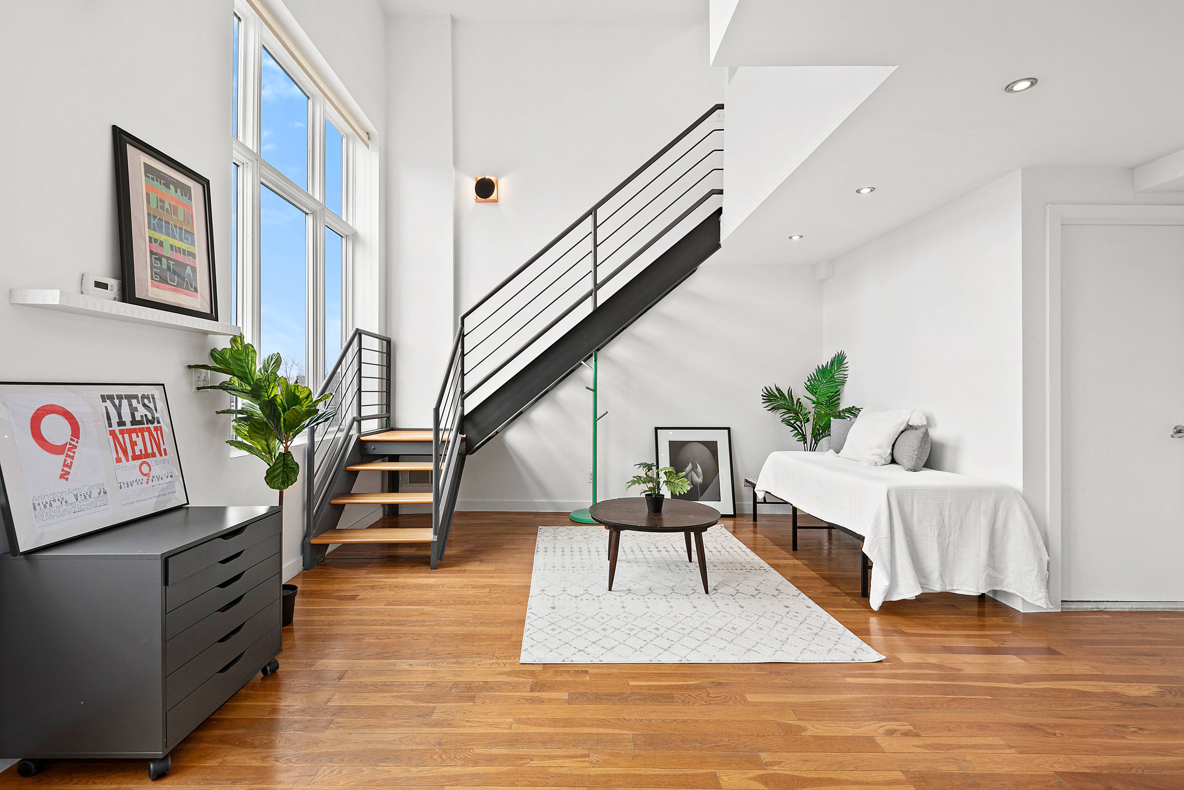 Sitting in one of the most lively and culturally rich areas in Brooklyn, this loft condo in Bed Stuy is sure to be anyone's dream.