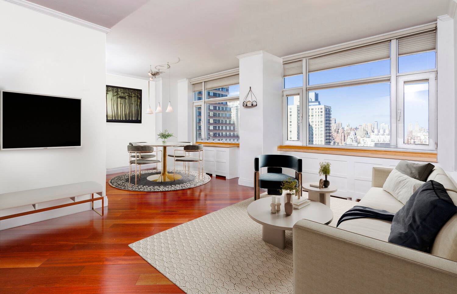 This MINT amp ; Flawless Sun flooded Totally Renovated Jr4, with 9'6 ceilings, is Perched up on the 27th floor and offers stunning Unobstructed sweeping city views.