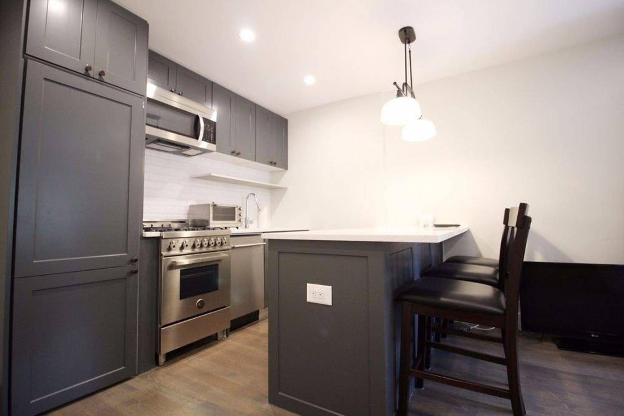 Beautifully Renovated One Bedroom on Irving Place !