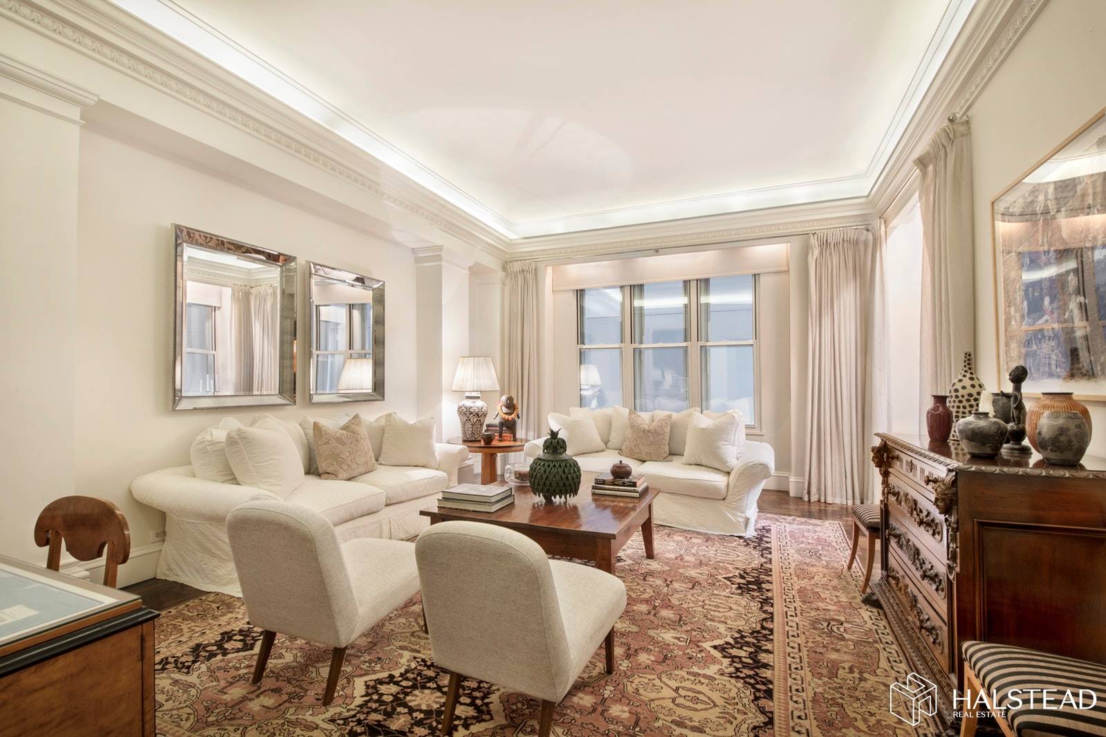 Find sophistication and Prewar charm in this luxurious 1 BR, 2 BA home.