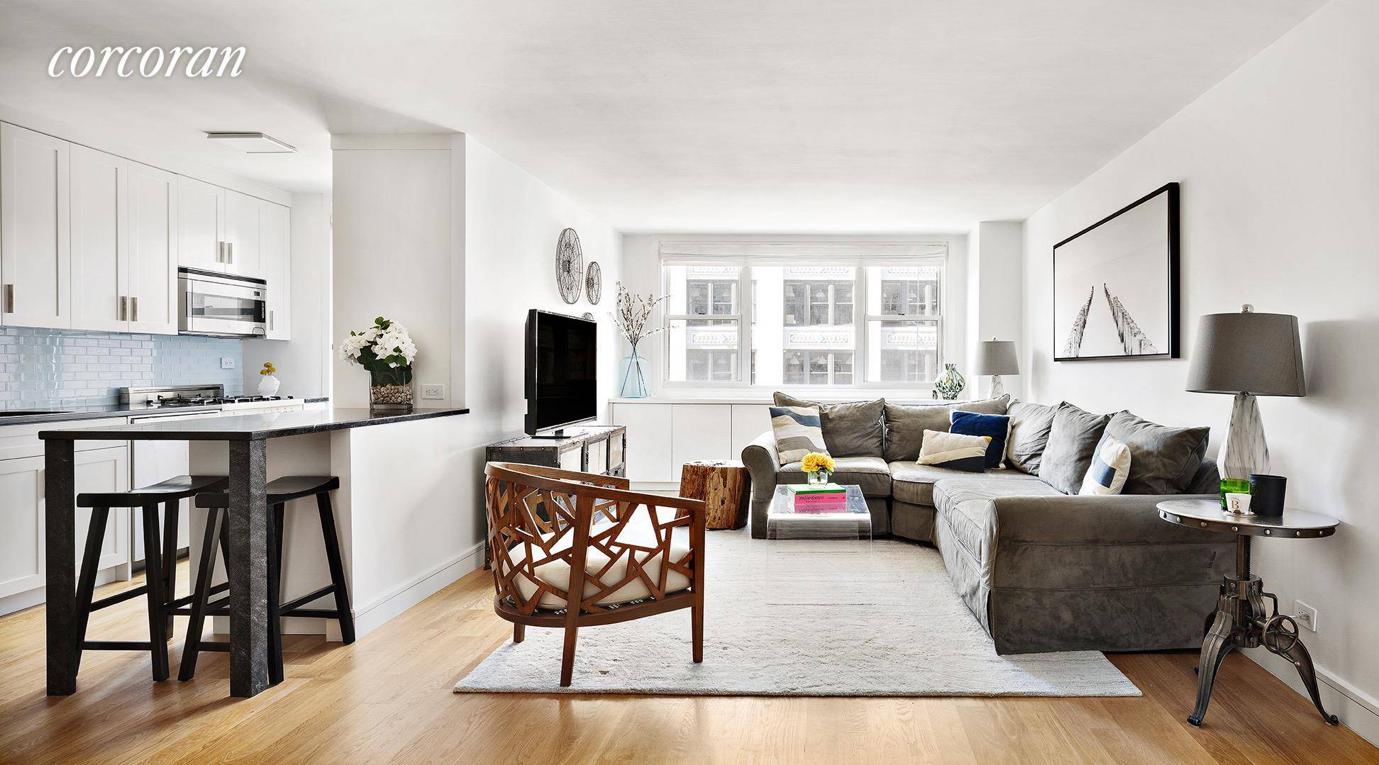 An impeccably renovated junior 4 one bedroom is now available for sale in one of downtown's most sought after cooperatives, The Vermeer at 77 7th Avenue.