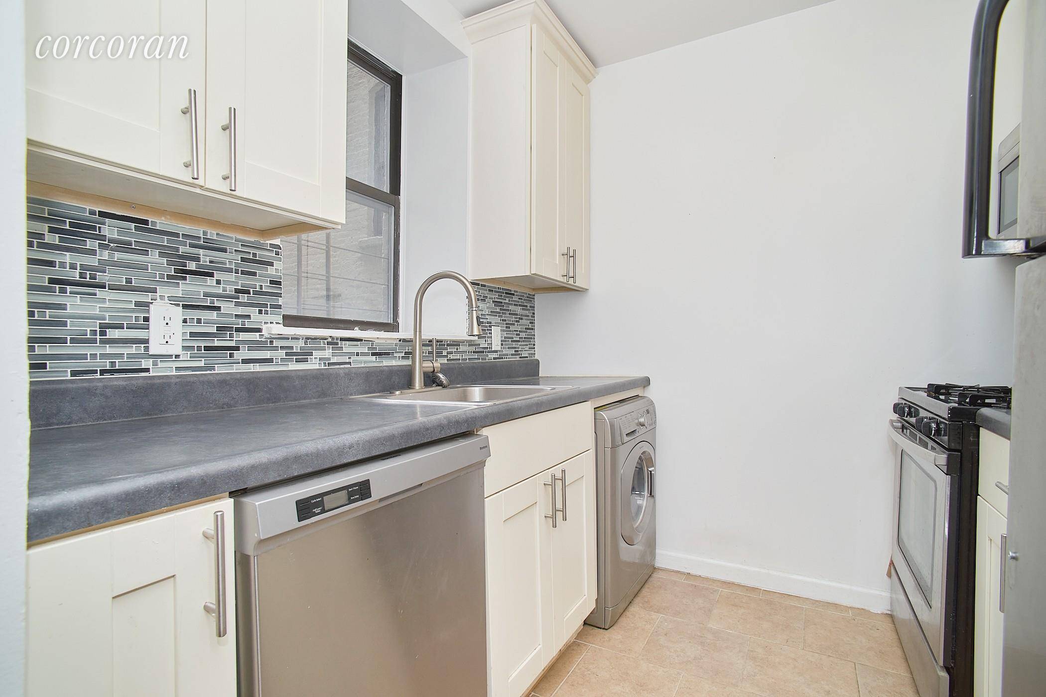 RENOVATED, LARGE 2 bed with LAUNDRY in unit !