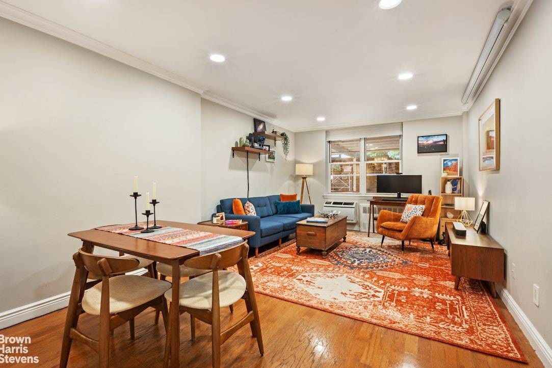Stylishly Renovated One Bedroom on Prime Upper West Side Block This spacious 1 BR co op is nestled on the second floor of an elevator building on tree lined West ...