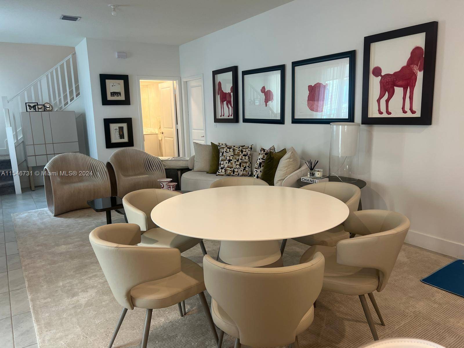 Welcome to the epitome of luxury living in Downtown Doral !
