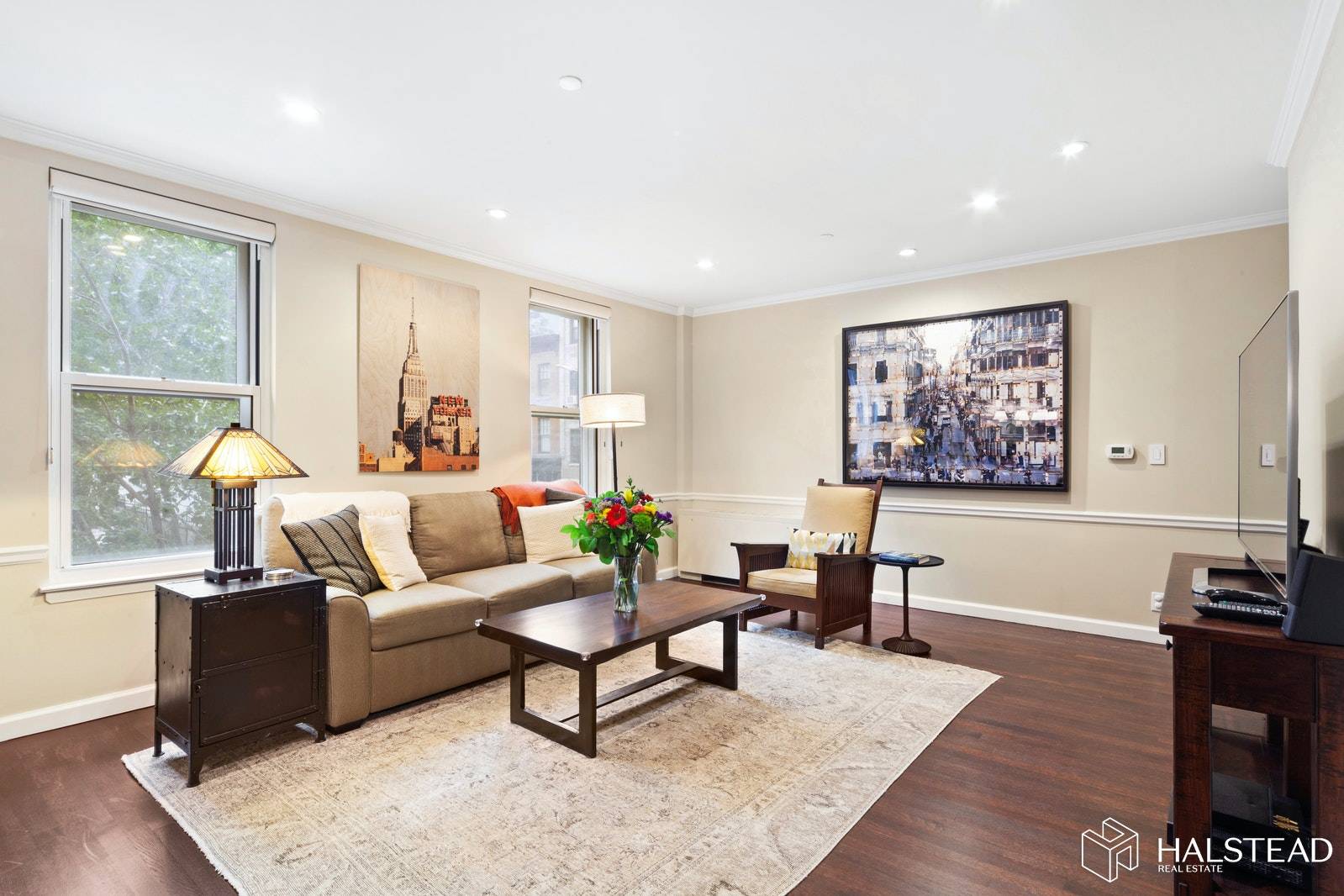 Do not miss this opportunity for a fabulous home in Brooklyn Heights !