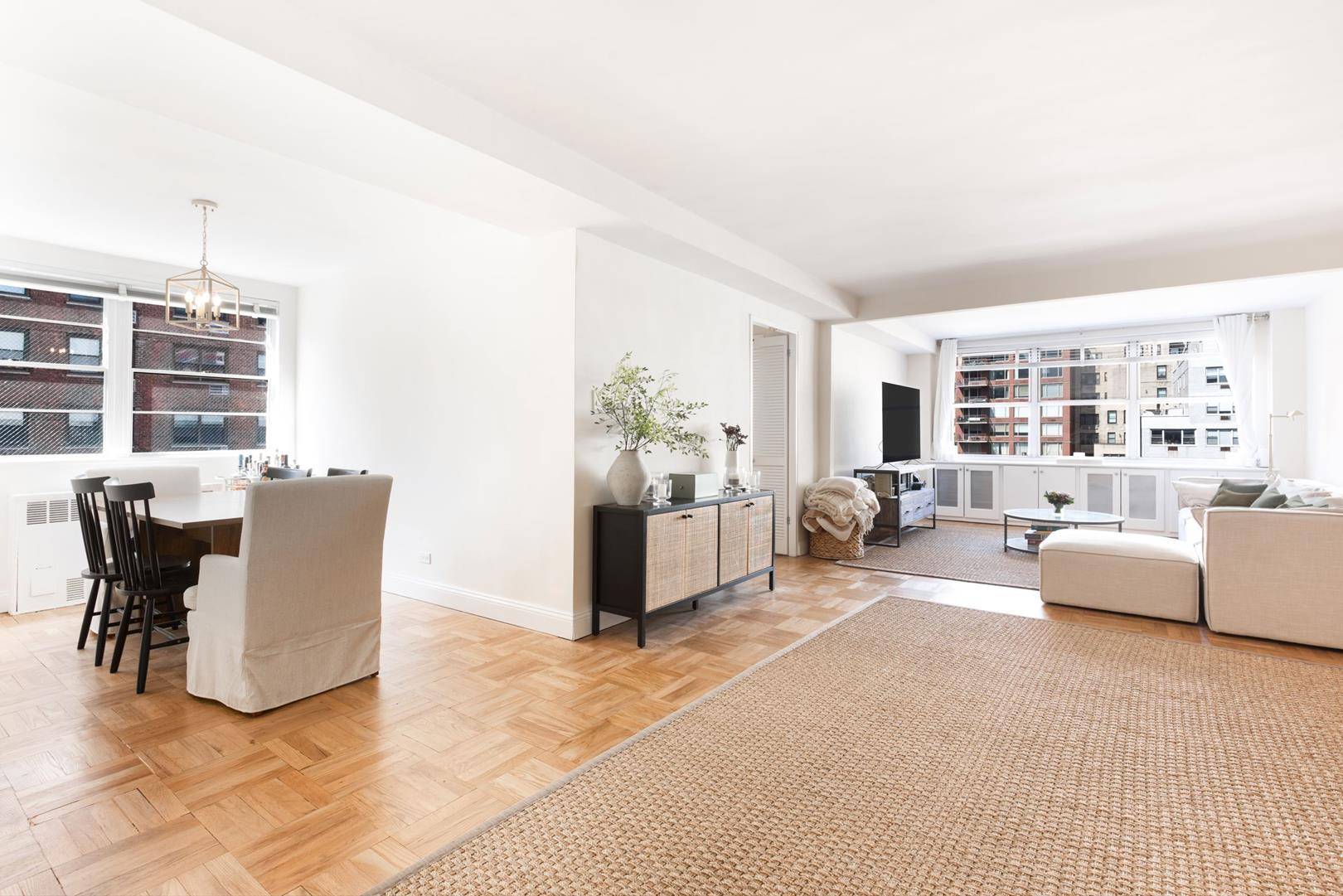 BRIGHT amp ; AIRY Apartment 10J at 315 East 70th Street a corner unit with a flexible layout, conveniently located in a fantastic building in the heart of Lenox Hill ...