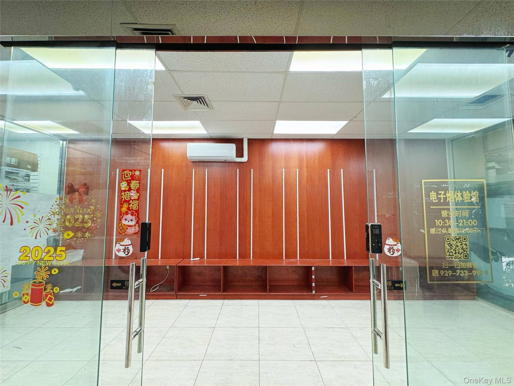 Prime retail spaces available for lease in the heart of Roosevelt Avenue, Flushing one of the busiest and most sought after commercial areas in New York !