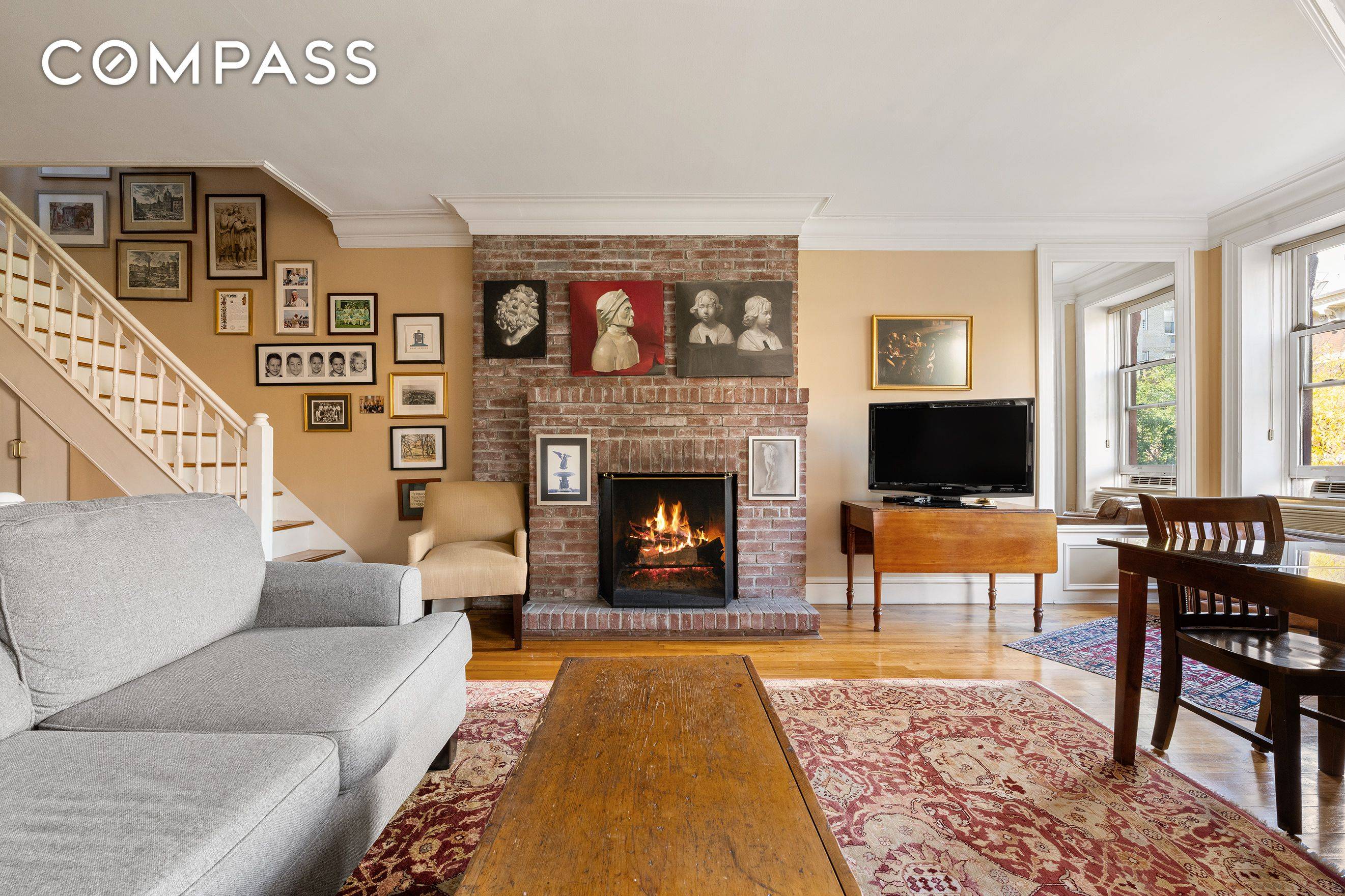 TOWNHOUSE PENTHOUSE BIG PRIVATE TERRACE, WORKING FIREPLACE amp ; TREE LINE VIEWS IN TROPHY LOCATION SOULFUL STUNNER BRIGHT BI LEVEL BEAUTY w BONUS SUNROOM, HIGH CEILINGS, GREAT STORAGE amp ; ...