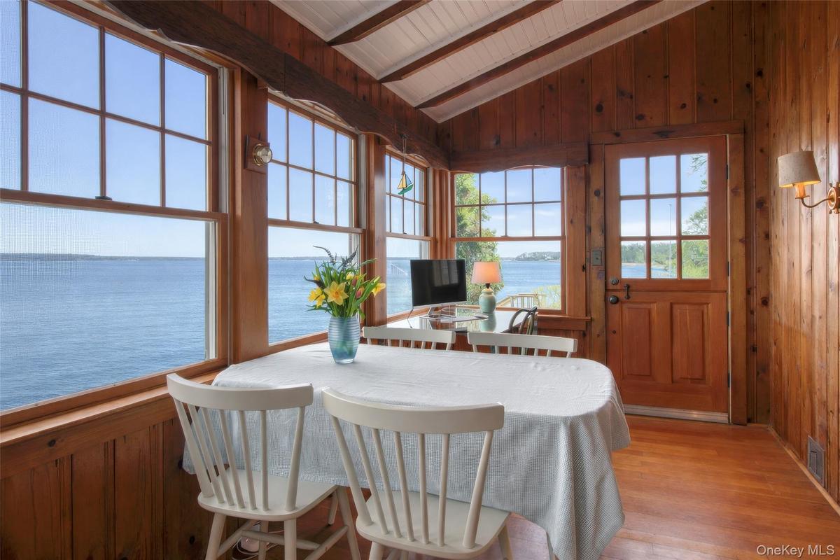 Waterfront dining