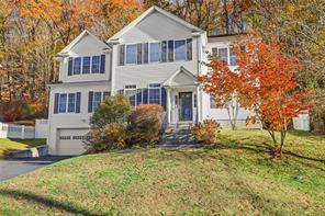 Beautiful 3, 270sq ft single family Colonial home on cul de sac is move in ready just in time to spread some holiday cheer with your family and friends.