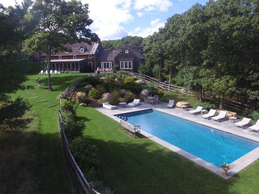 Estate Home in East Hampton Fringe