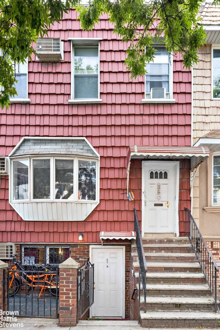 Beautiful two unit townhouse in the heart of Williamsburg !