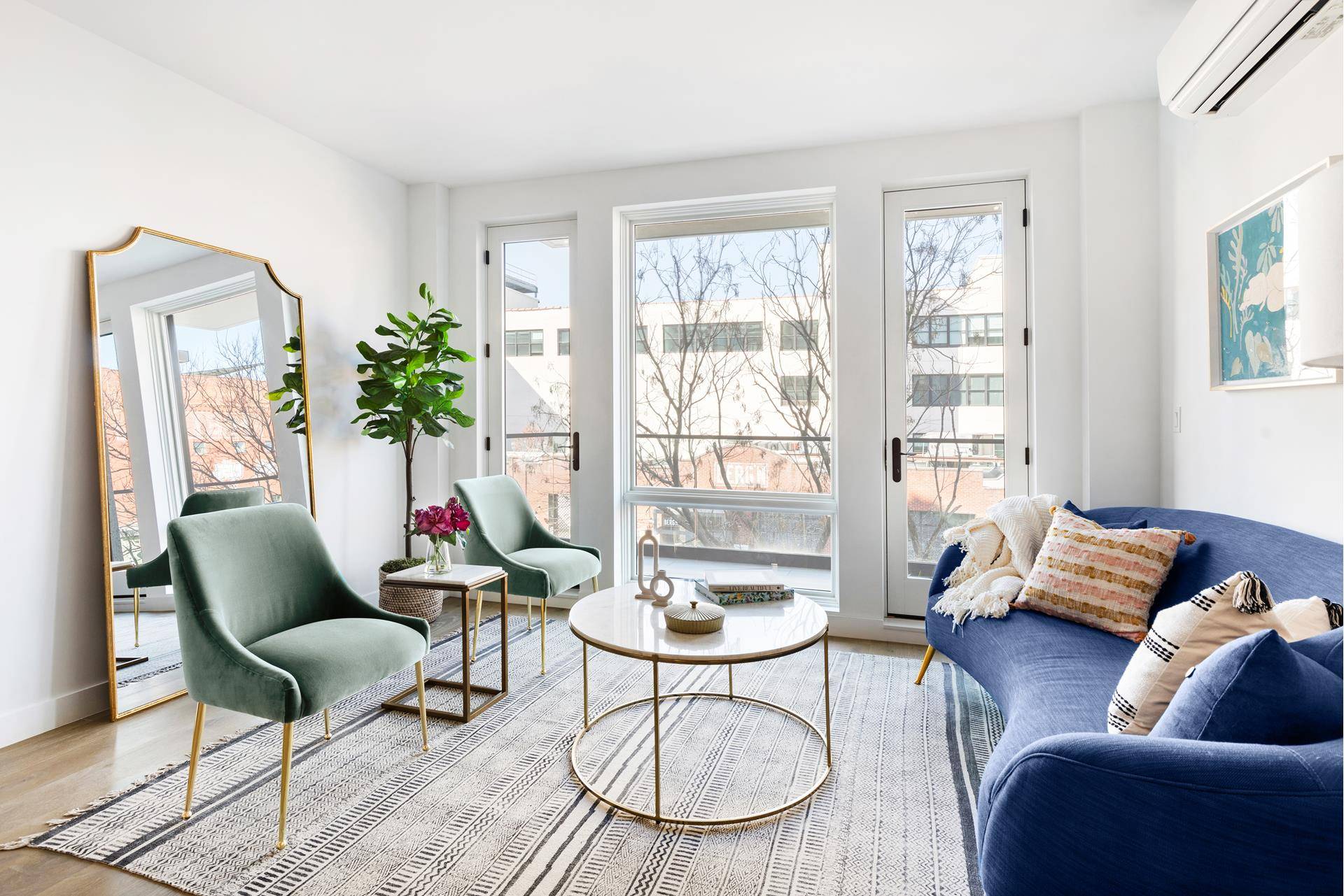 ALL OPEN HOUSES ARE BY APPOINTMENT ONLY906 Bergen is a newly constructed, 18 unit boutique condominium located at the crossroads of Crown Heights and Prospect Heights, Brooklyn.