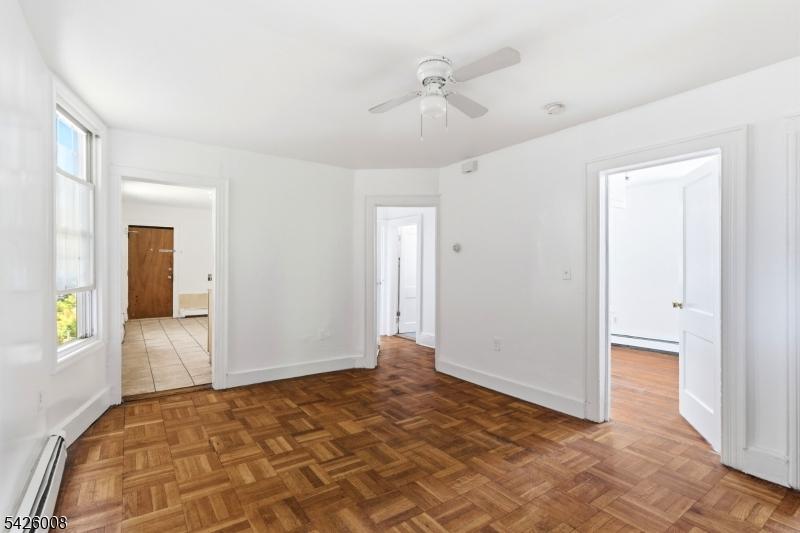U1 Living Room