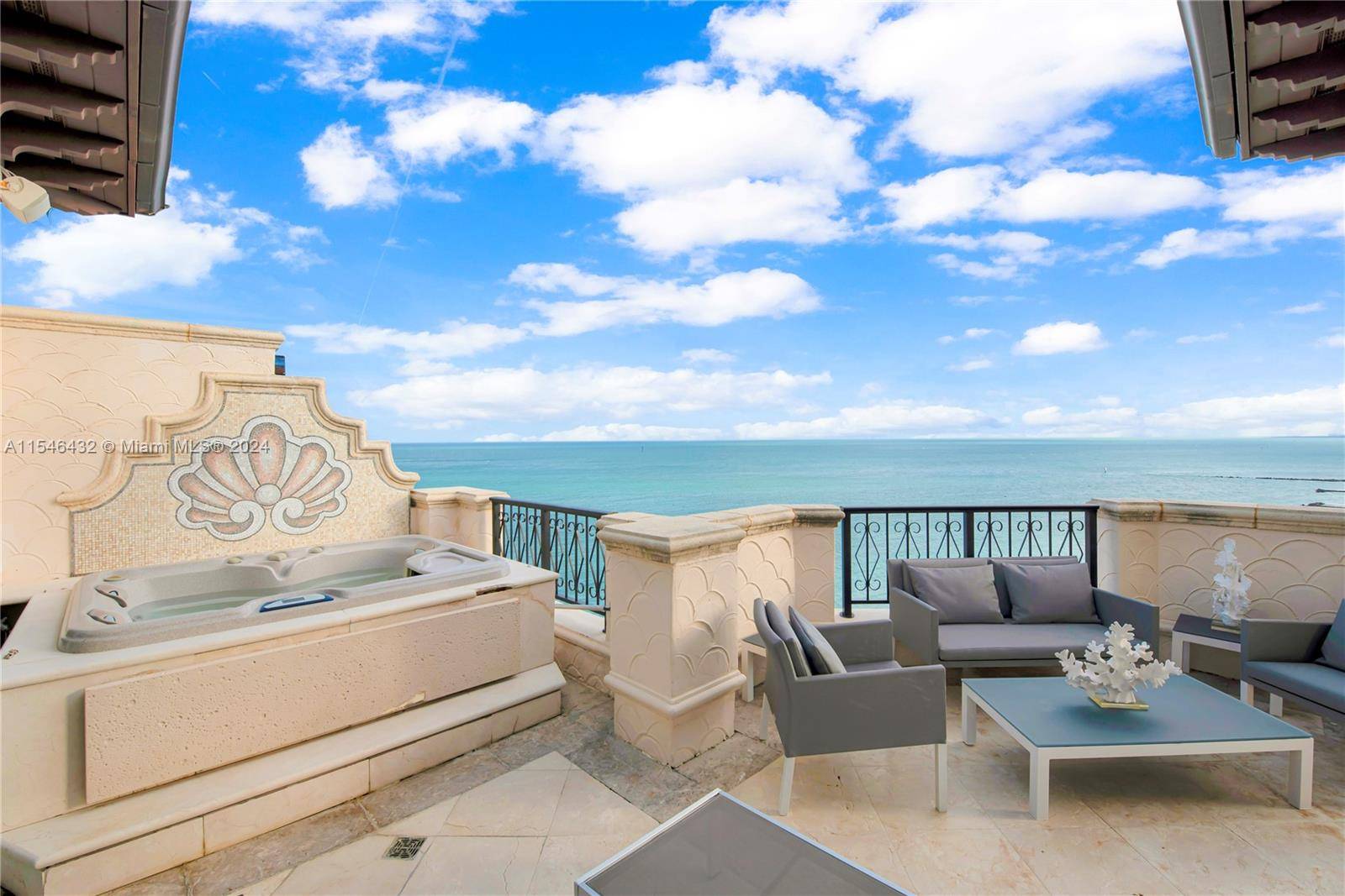 Exquisite Oceanside Penthouse, Five bedrooms and 5 1 2 bathrooms with 4932 sq.