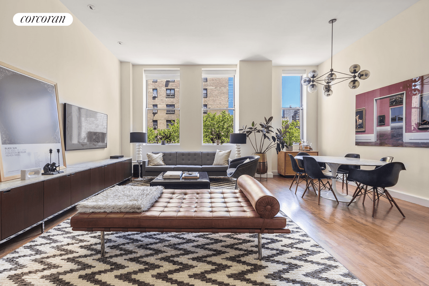 Indulge in unrivaled luxury with this impeccably renovated loft situated in the vibrant heart of West Chelsea, just a stone's throw away from the iconic High Line Park and Avenues, ...