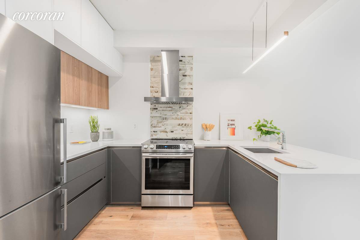 Welcome to 85 Carlton Avenue, Fort Greene's newest condo building !