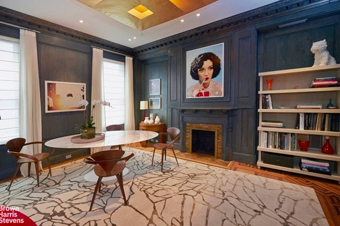 NO FEE Brokers Collect Your Own Fee No detail was overlooked or expense spared in the stunning 2012 designer renovation of this Carnegie Hill townhouse.