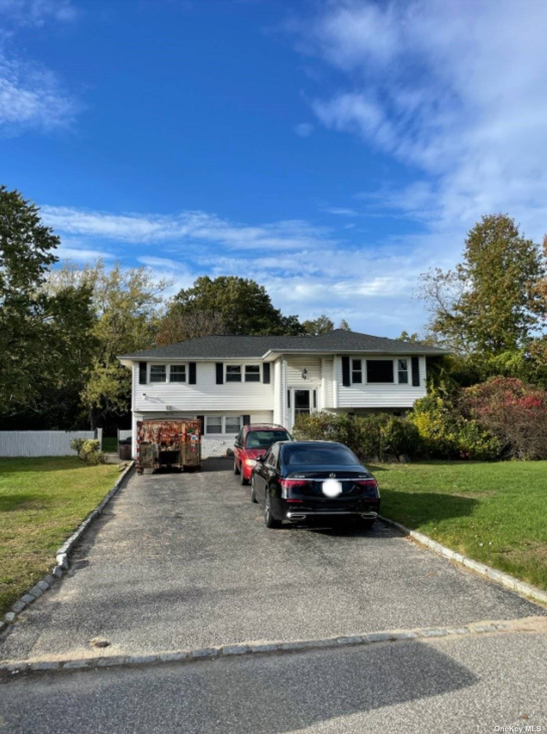 Newly Upgraded Home for Rent in Commack School District 3 Bedroom Unit with Private Laundry, Garage.