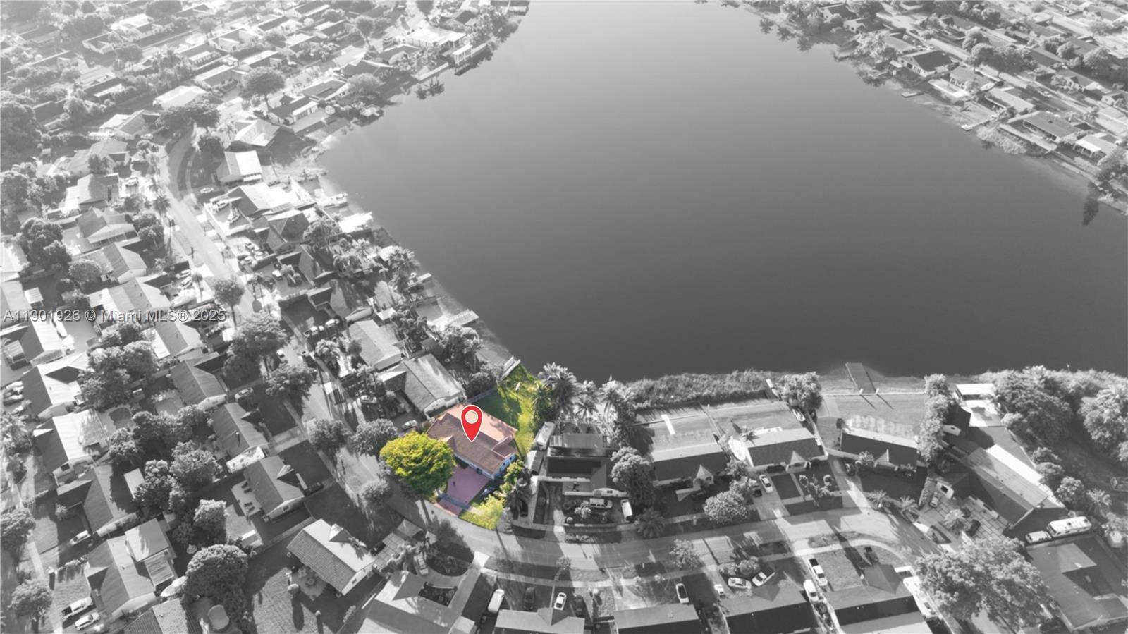 Situated in West Kendall, this generous 5BR 3BA sits on an oversized lot with a wide lake behind privacy, water views, room to grow.