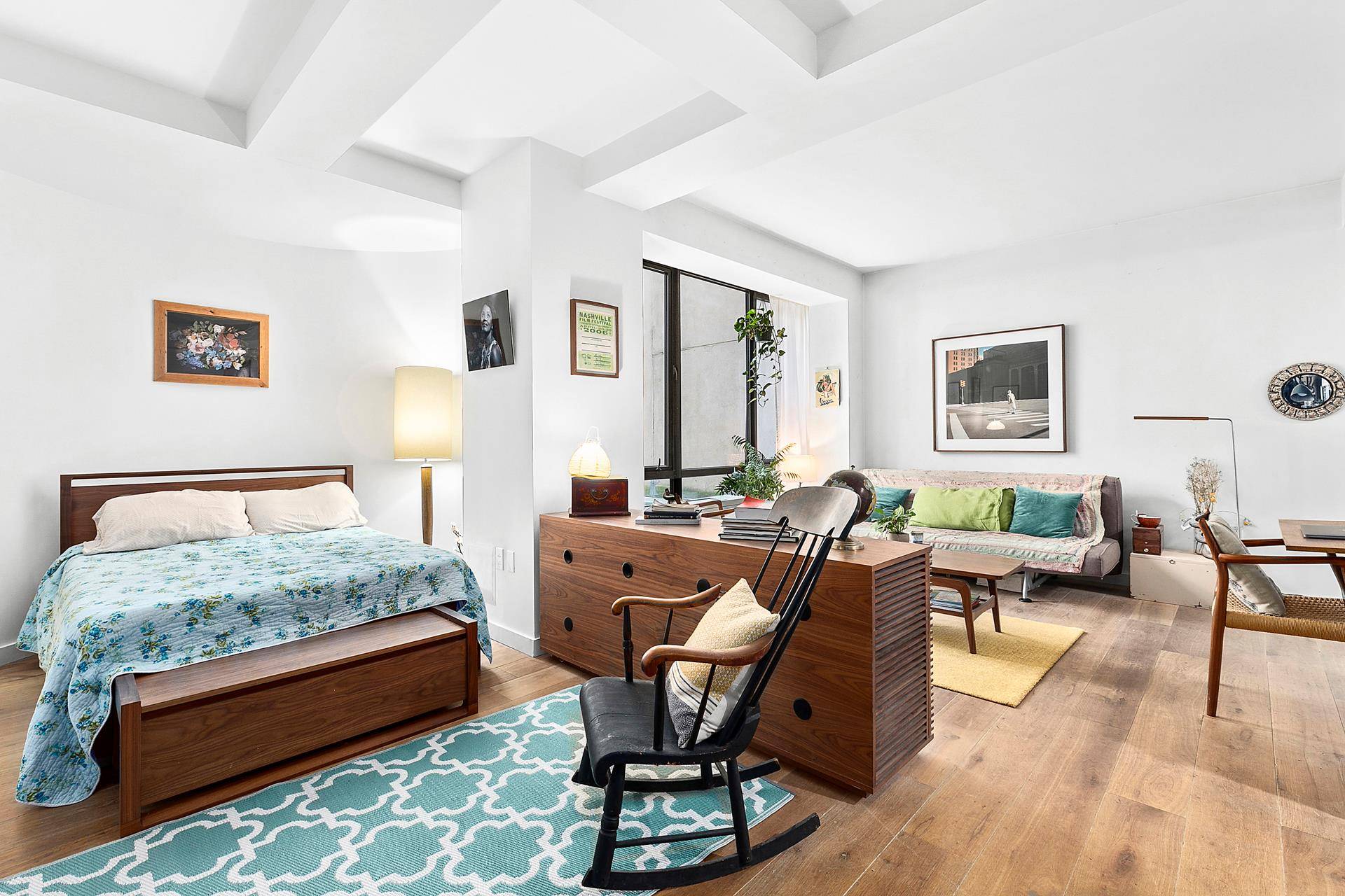 As big as a 1 Bedroom ! This sizable condo in Brooklyn Heights is the perfect place to call home.