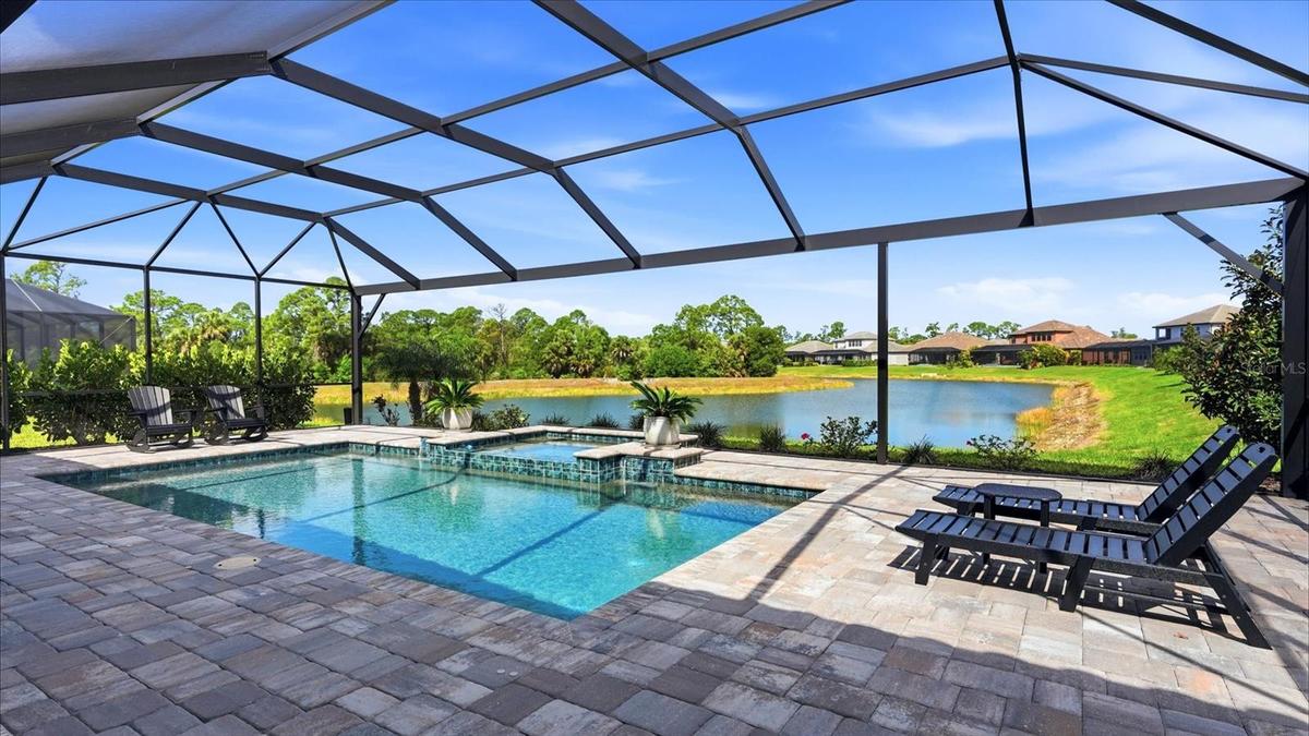 Pool & Spa!