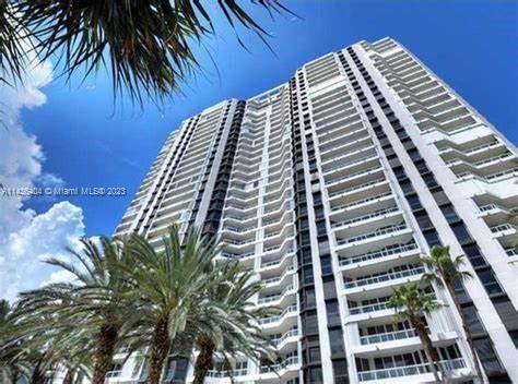 Fully furnished 2 bedrooms den 2 Bathrooms apartment North Tower at The Point in Aventura.