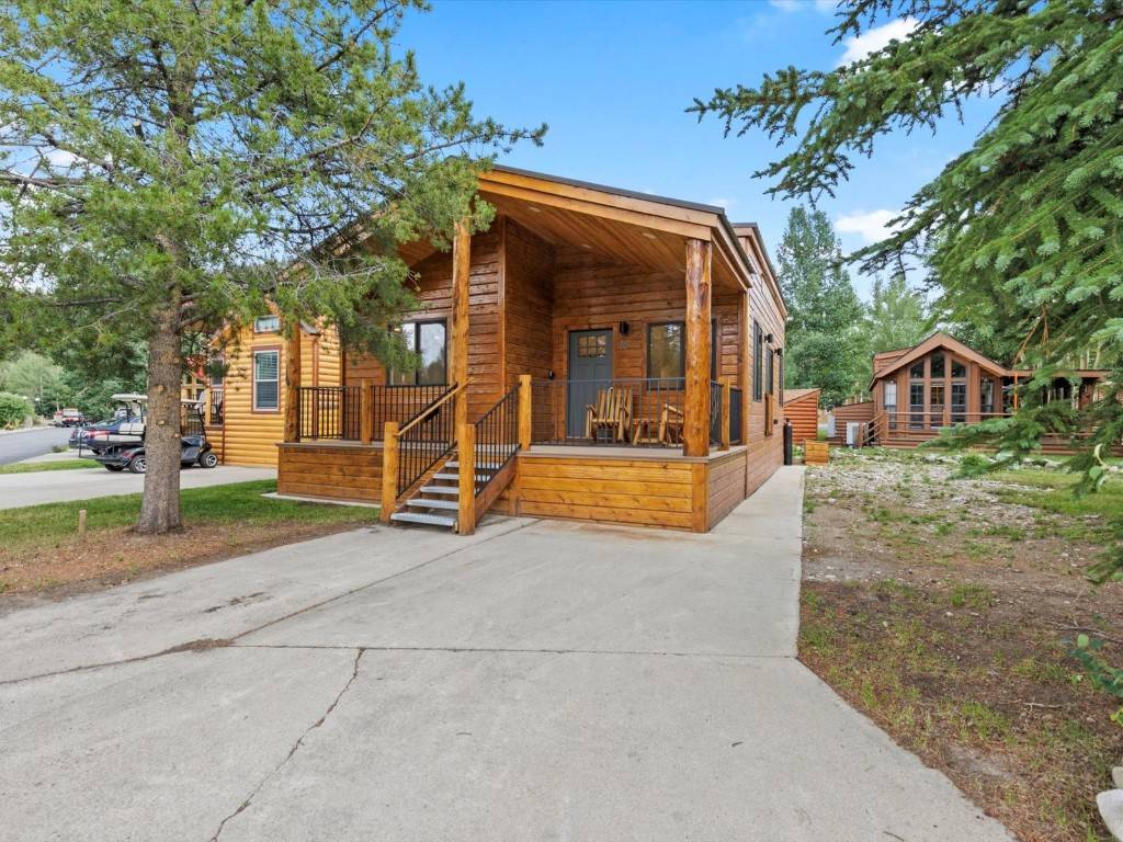 This is your chance to own a piece of paradise in the Colorado Rockies !