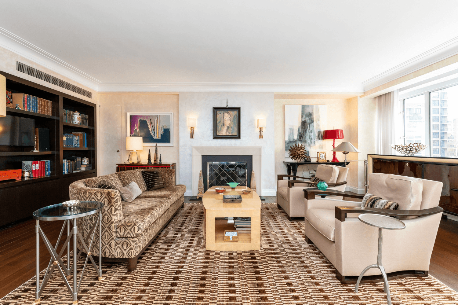 We are delighted to present this stunning 2 bedroom, 2 bathroom residence, situated on a high floor within the coveted D tower of the Manhattan House.