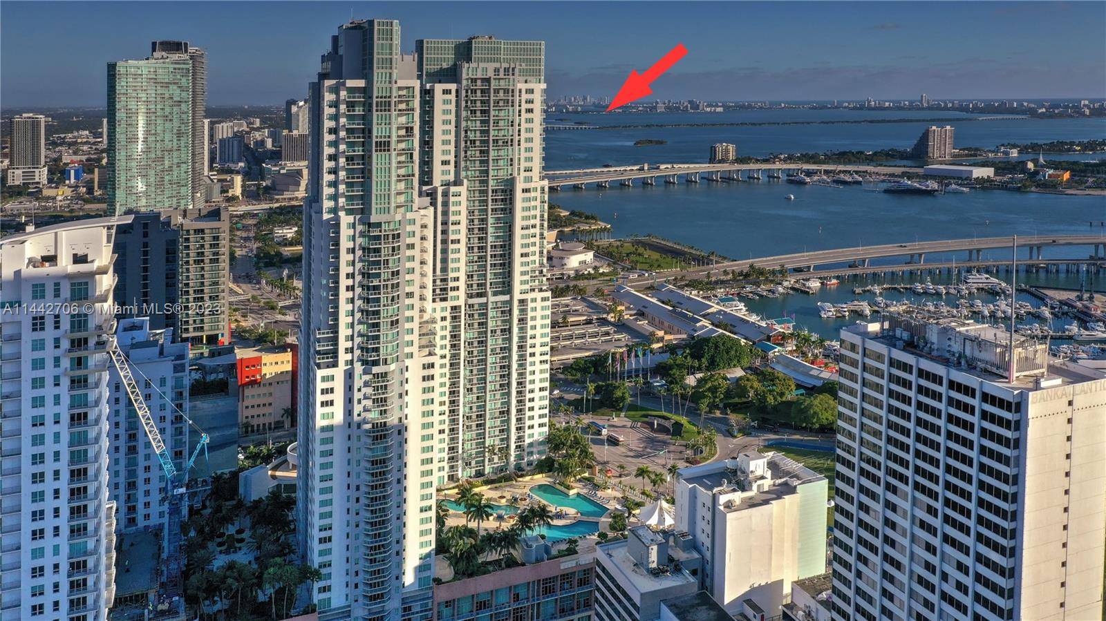 Experience sophisticated urban living at the Vizcayne Condo Residence in the heart of Downtown Miami.
