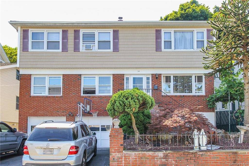Spacious Bright Large 2nd floor appartment in a two family home on a beautiful tree line street in West Harrison.