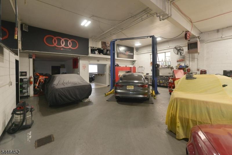 Auto Shop