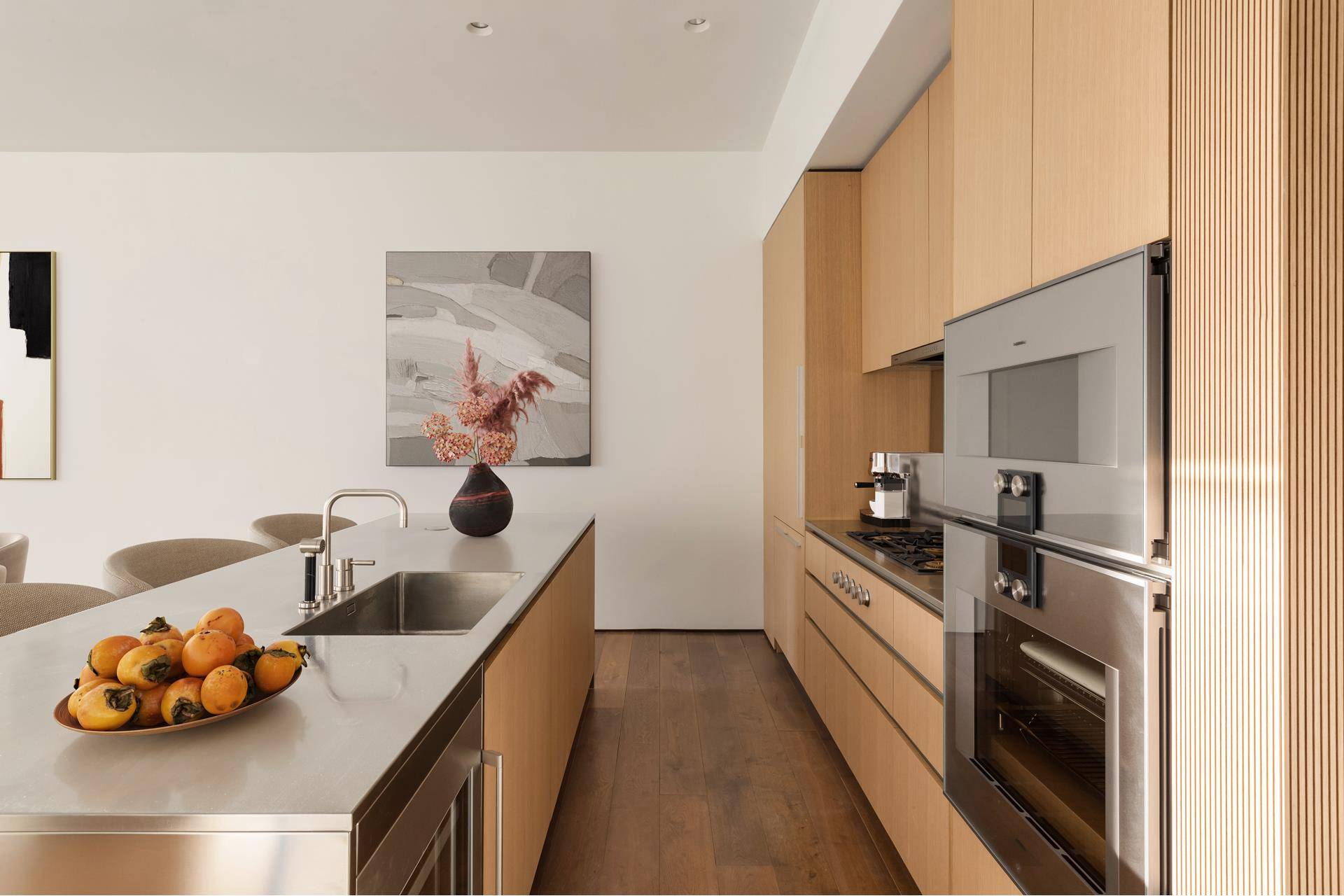 Have it all in this West Chelsea enclave incredible light, beautiful layout, private outdoor space, and a stunning collection of amenities !