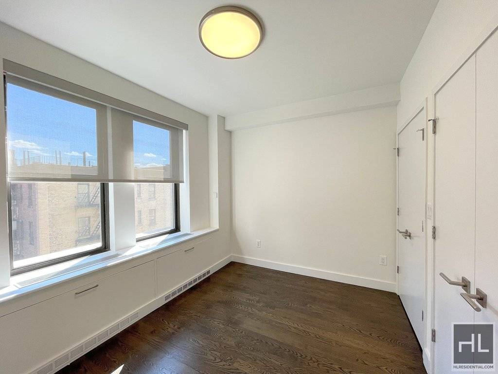 Luxury Living in Upper West Side RENT STABILIZED !