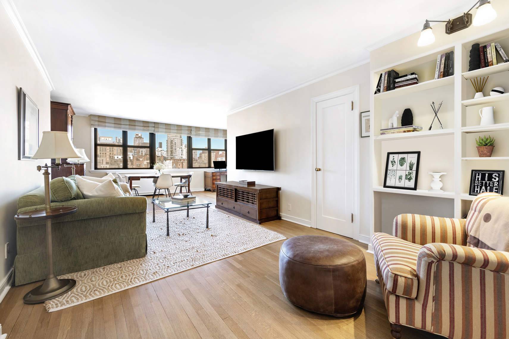 Situated in the heart of prized Gramercy Park on a gorgeous tree lined block, this high floor, oversized one bedroom offers sweeping views of the city from every room.
