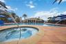 Hot tub & Resort Pool