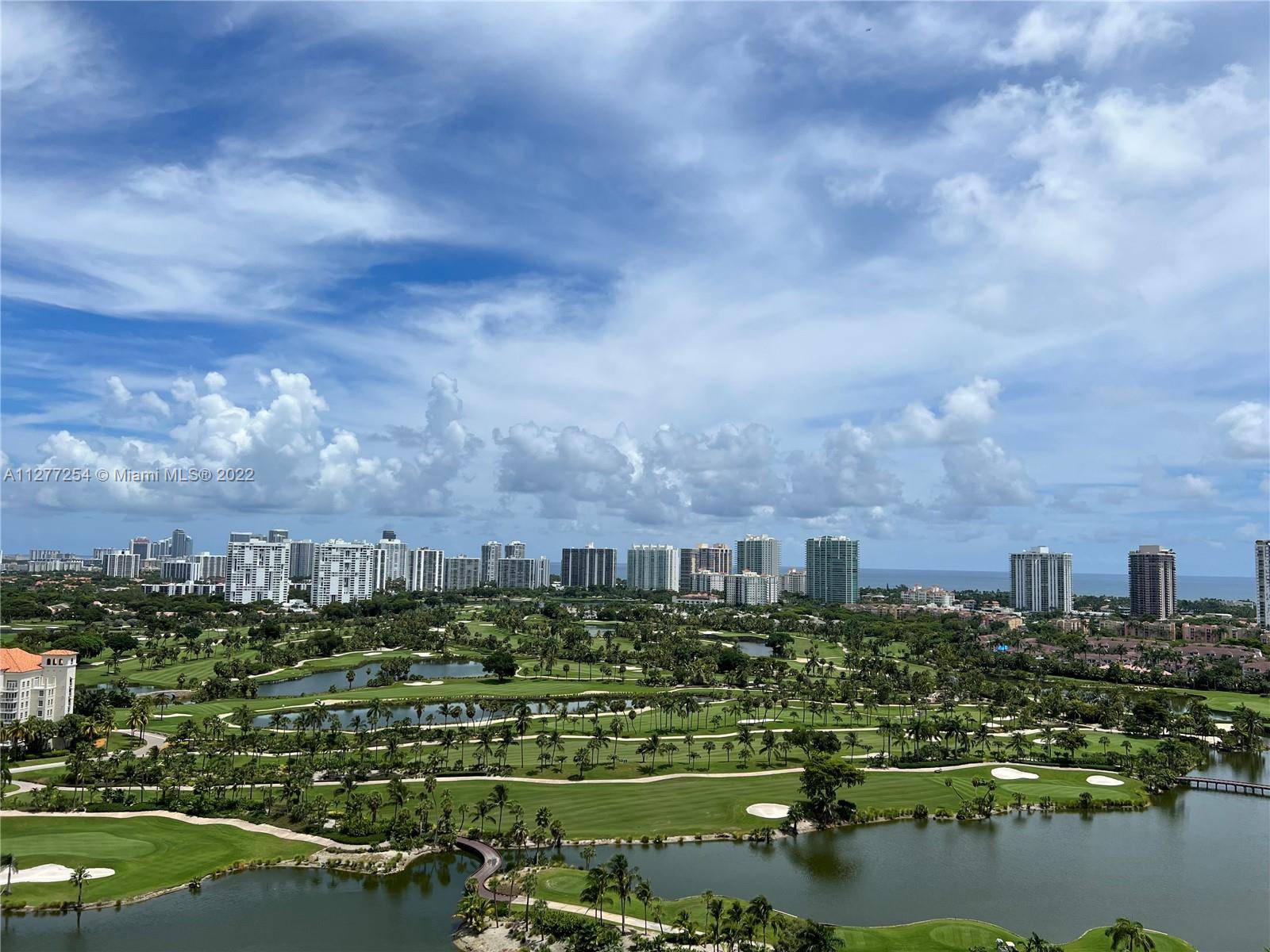 FABULOUS RENTAL 2 BED 2 FULL BATH WITH SPACIOUS OPEN FLOOR PLAN IN THE ELEGANT TURNBERRY ON THE GREEN BUILDING, A GOLF COURSE FRONT PROPERTY IN AVENTURA.