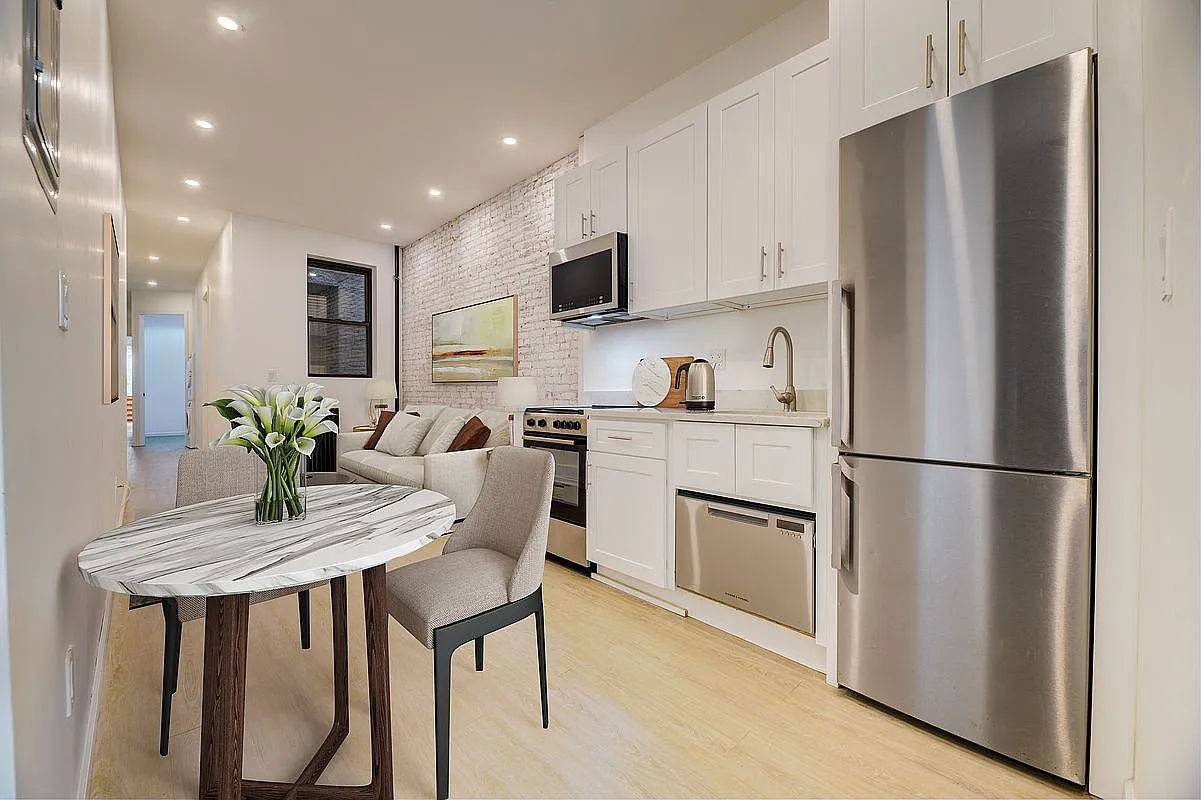 Welcome to 69 Meserole ! Brand new to the market is this gut renovated 3 bedroom, 2 bath unit in the heart of Greenpoint.