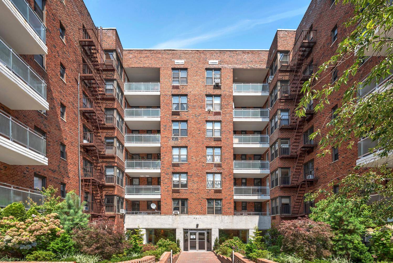 Welcome to 9511 Shore Road 313, a charismatic one bedroom condominium nestled in the heart of Bay Ridge, Brooklyn.