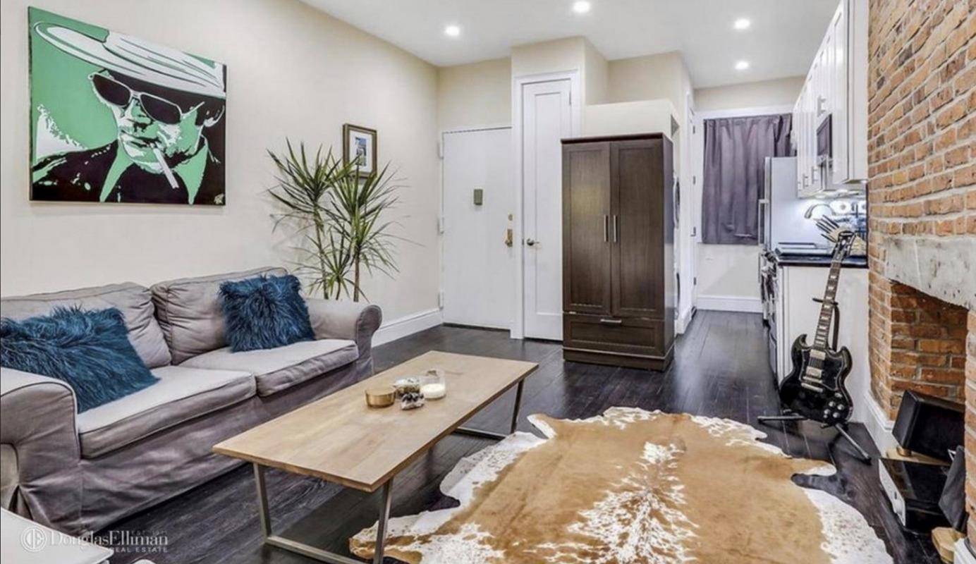 PRIME WEST VILLAGE BEAUTIFUL GUT RENOVATED 2 BEDROOM HOME !
