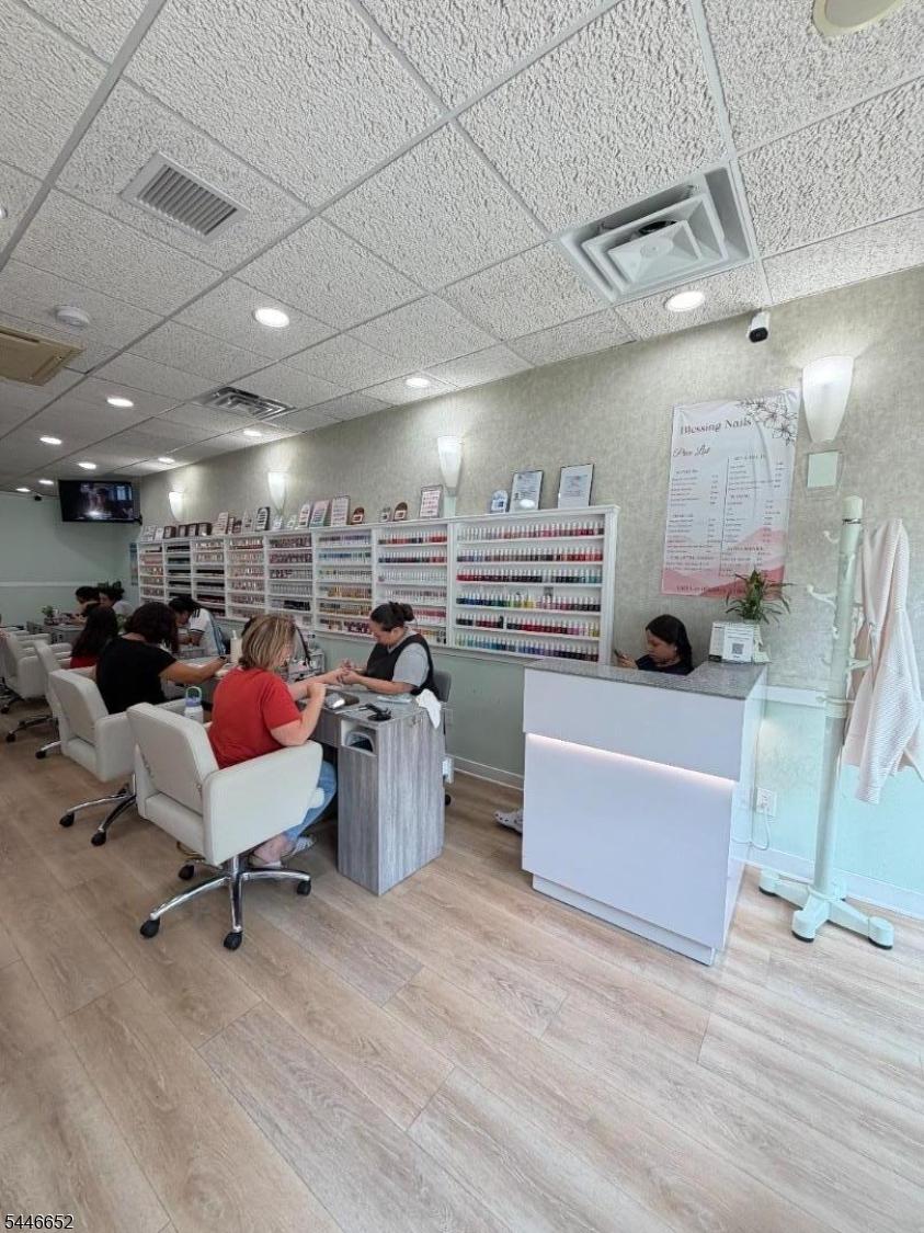 Nail salon