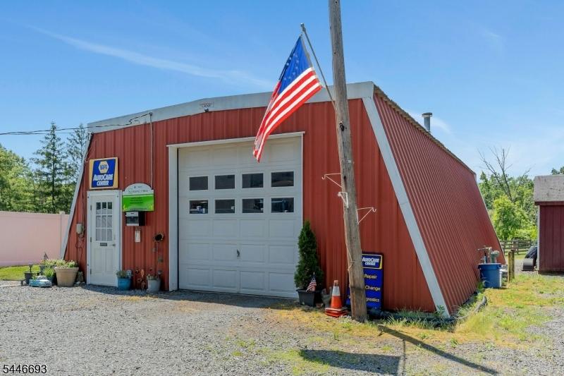 Mechanic Garage