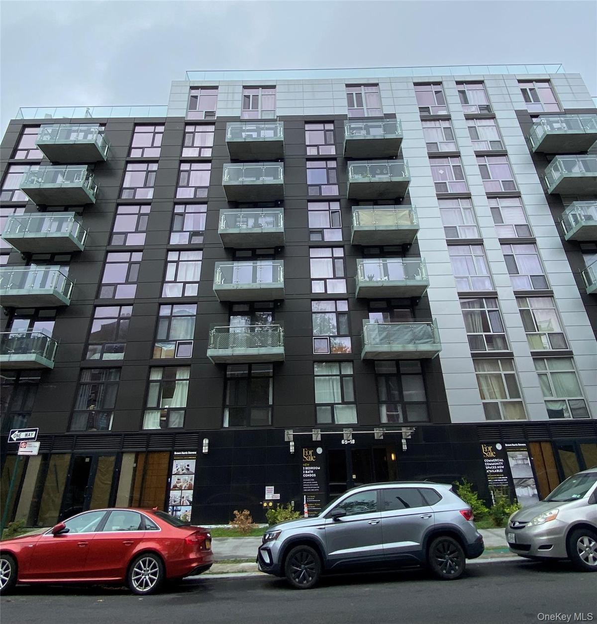 View of apartment building / complex