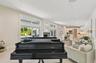 Living room/piano
