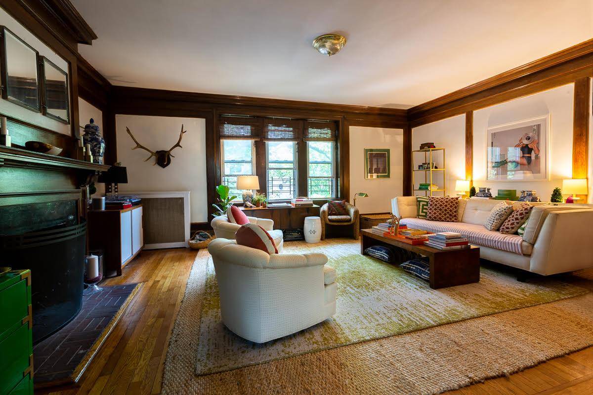 Welcome to a sensational 3 bedroom, 2 bath duplex with private entrance located in Park Slope.