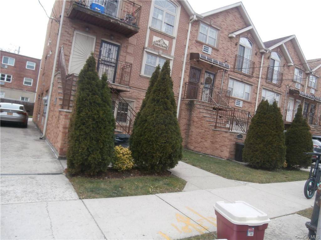 Welcome to Baychester Villas and 2833 Ely Avenue in the Bronx.