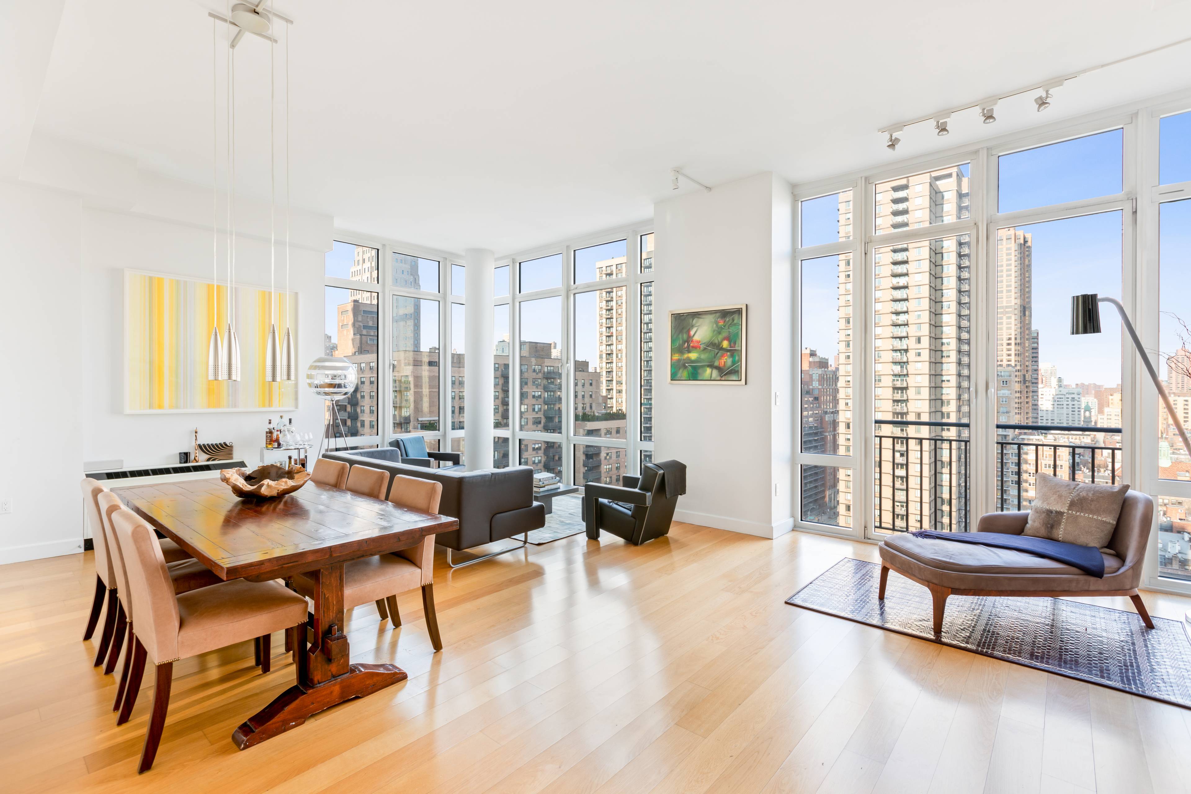 A truly rare find, this high floor, three bedroom home with semi private elevator landing is in one of the Upper East Side's most sought after, full service condominiums.