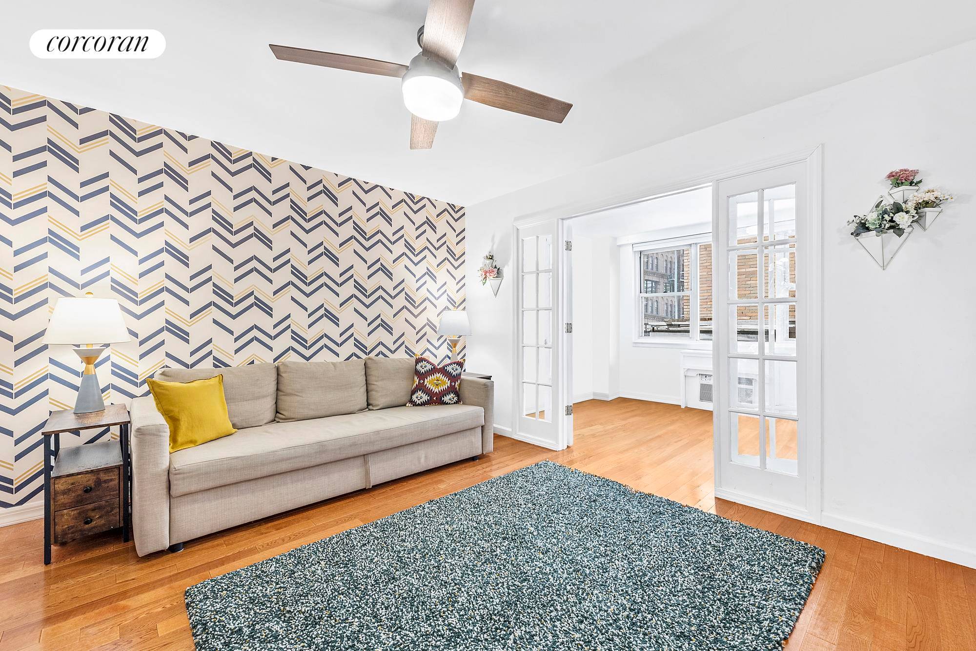 Best priced two bedroom plus den in a full service Murray Hill building Welcome home to this renovated two bedroom abode.
