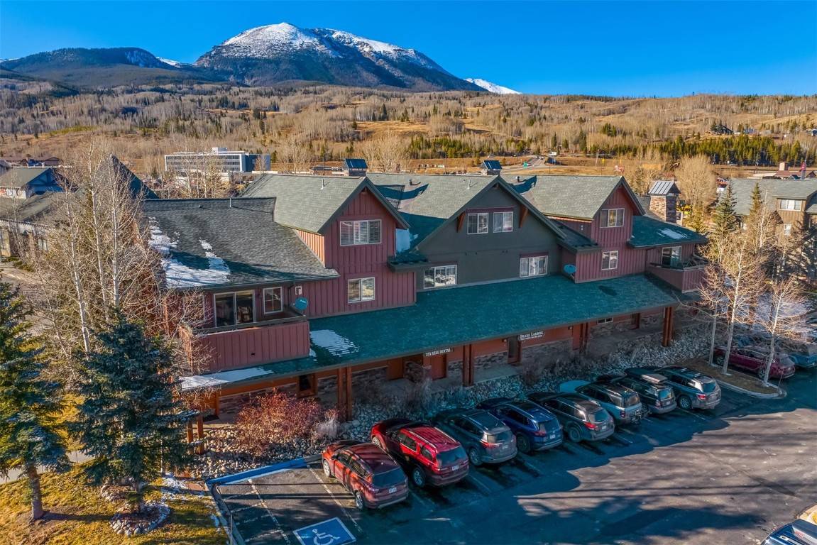 Welcome to your escape into the mountains in this centrally located Frisco townhome.